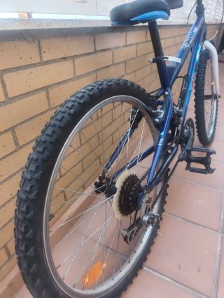 Bicicleta MTB Teens 24 pollici