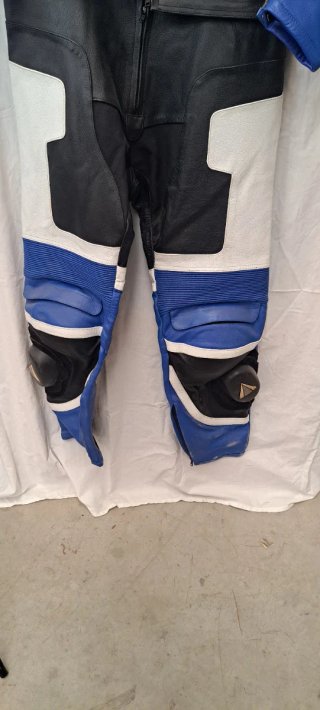 Mono de moto de piel para hombre vintage