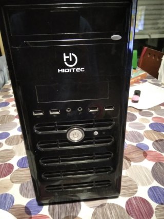 Torre PC Hiditec Negra