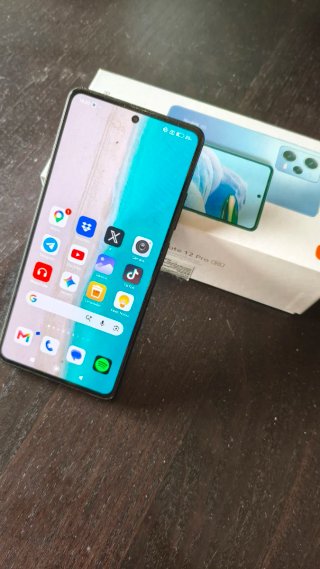 Redmi Note 12 Pro modello con 5G e 256 GB