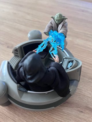 Star Wars Yoda vs Palpatine TVC