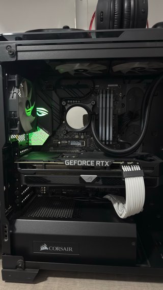 Ordenador gaming sobremesa ASUS ROG