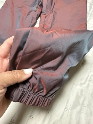 Pantalón chándal efecto nacarado