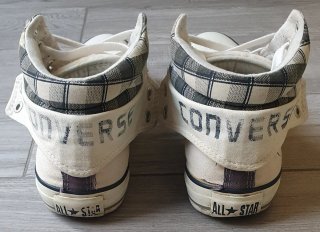 Converse Beige Multicolor Sneakers