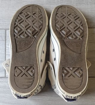 Converse Beige Multicolor Sneakers
