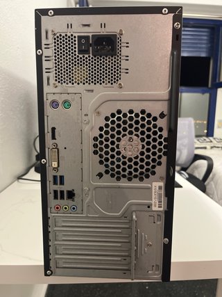 Ordenador Fujitsu Completo Negro/Rojo negociable
