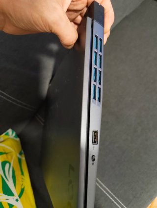 Lenovo LOQ 15IRH8 Gaming RTX 4050 i5-12450H 16 GB