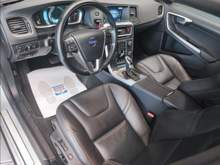 Volvo V60 Volvo V60 2.4 D6 Híbrido AWD Auto