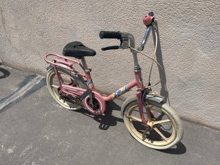 Bicicleta Infantil BH Rosa Antigua para Restaurar