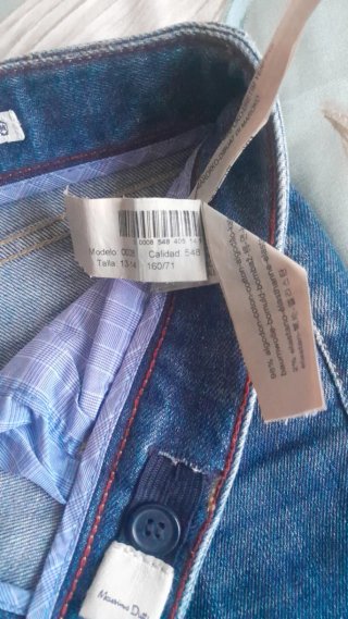 2 vaqueros Massimo Dutti Azules.  Talla 13-14 años