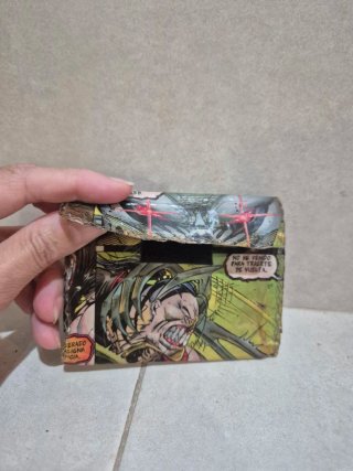 Billetera cómic multicolor