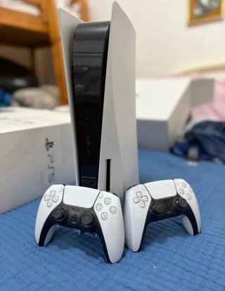 PlayStation 5 CON LETTORE
