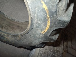 Rueda 320/85 R24 (12.4 R24)