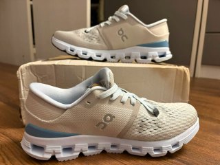 Zapatillas On Running Cloud Beige/Azul