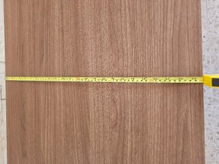 Mesa de salón de madera