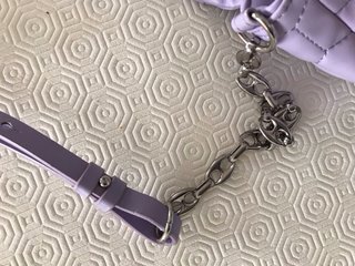 Mini bolsa lilás Bijou Brigitte