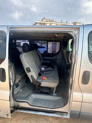 Renault Renaul. Trafic 2003