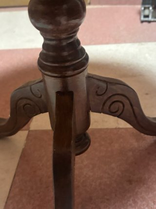 Tavolino ausiliario rotondo in legno