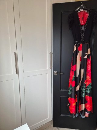 Vestido largo fiesta Nelly plumas lentejuelas