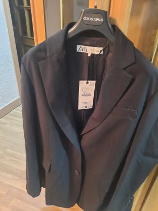 Chaqueta Zara Negra