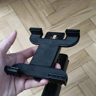 Supporto per tablet per poggiatesta auto Trust