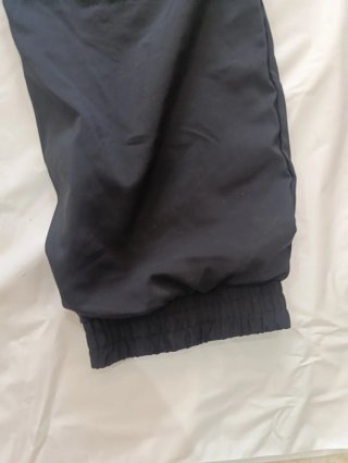 Pantalón deportivo Adidas negro