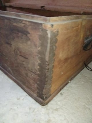 Baúl de madera antiguo 114x46cm