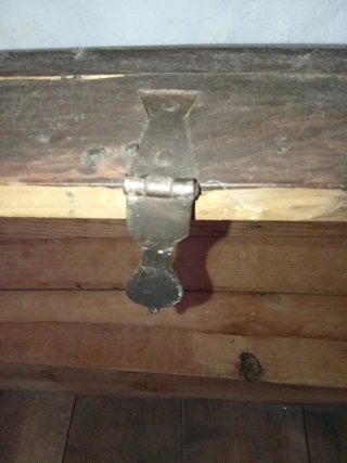Baúl de madera antiguo 114x46cm