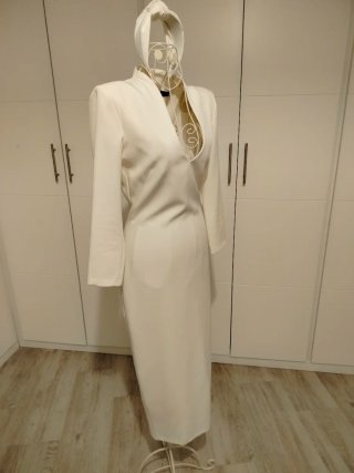 Vestido MIDI en color blanco roto y diadema