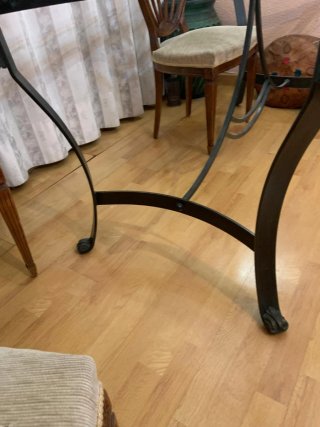 Mesa cristal patas hierro forjado