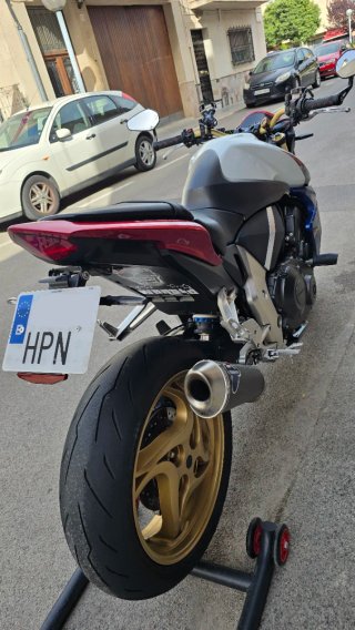 Honda CB1000R Tricolor