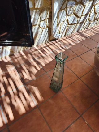 Jarrón Alto de Cristal