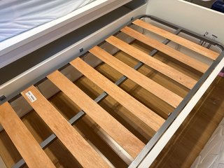 Cama infantil con nido y almacenaje
