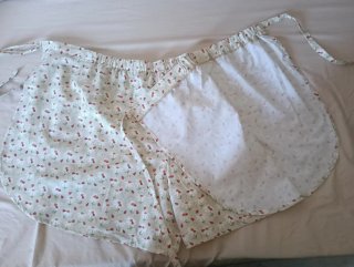 Falda corta cruzada estampado floral