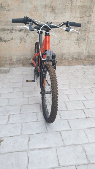 Bicicleta infantil WRC con marchas