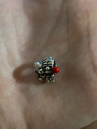 Charm Pandora Up