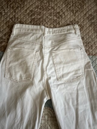 Pantalón vaquero recto Zara blanco