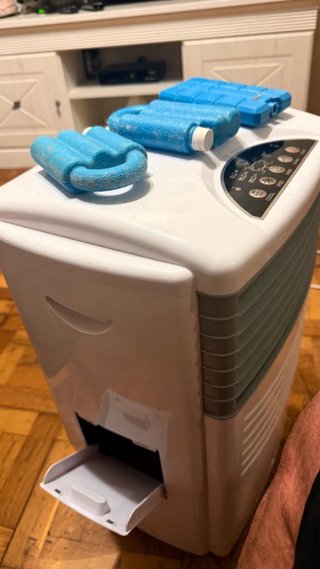 Enfriador de aire portátil con hielo