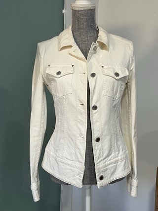 Chaqueta Burberry Blanca