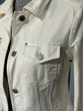 Chaqueta Burberry Blanca