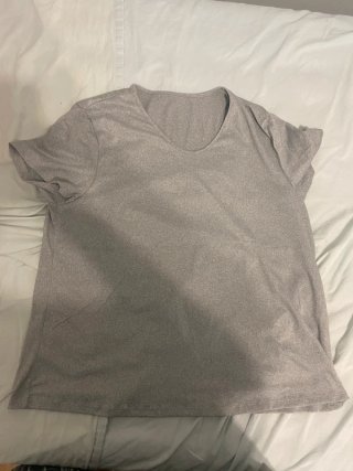 Camiseta gris básica unisex