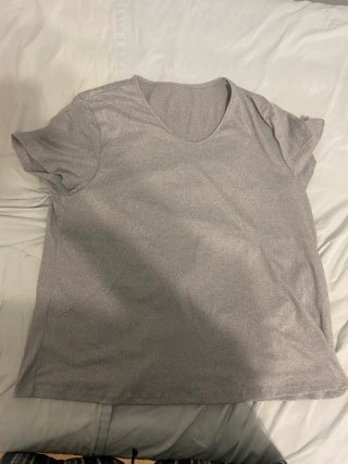 Camiseta gris básica unisex