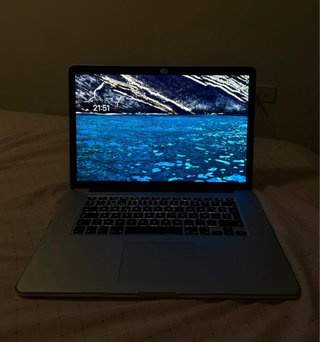 MacBook Pro Retina 15” i7 + Magic Mouse + Custodia