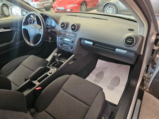 Audi A3 1.6 gasolina 102cv,110.000k,único dueño