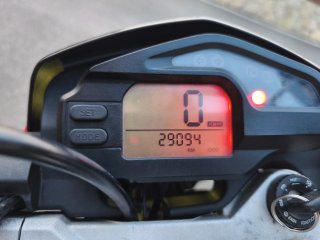 BMW G 650 Xmoto. Monocilindrica