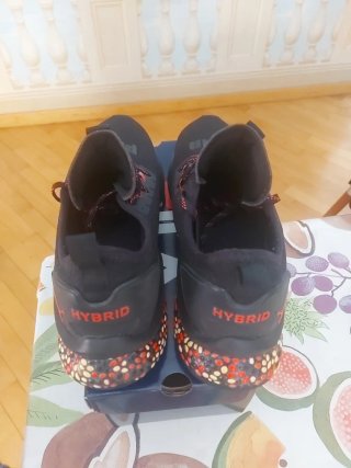 Scarpe Puma Uomo Tg. 42.5 Nere Rosse