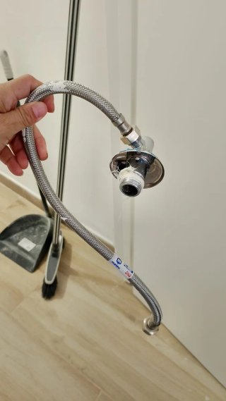 Servicios de manitas, eléctricidad y mecánica.