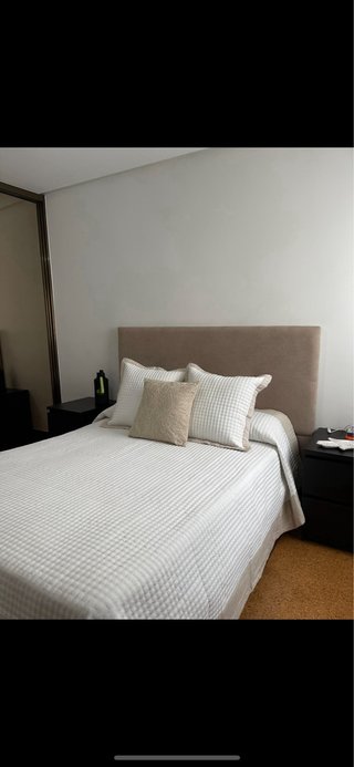 Cabecero tapizado liso beige/topo