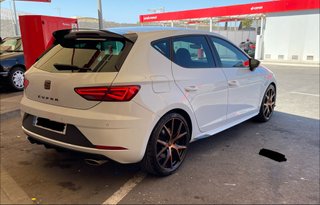 SEAT Leon Cupra Carbon