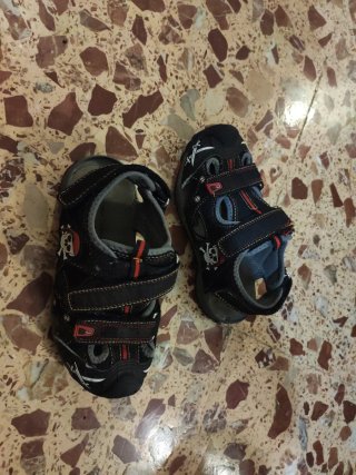 Sandali Bambini Nero e Rosso